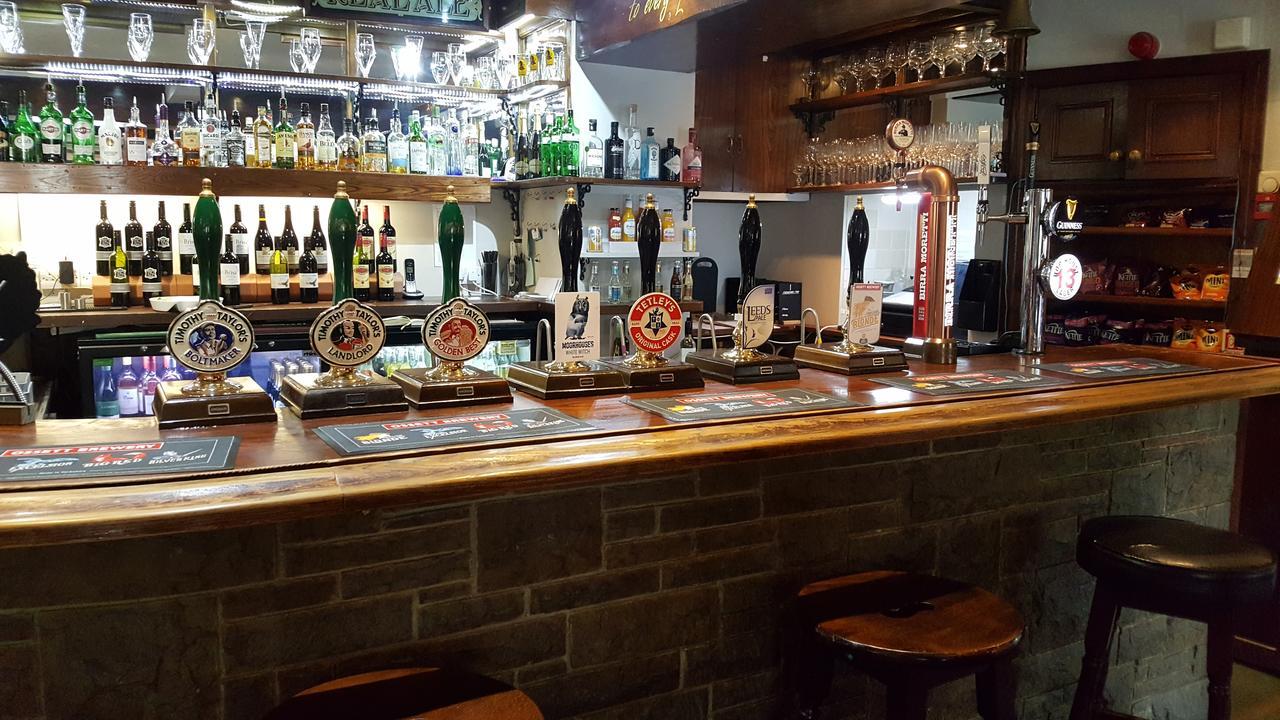 Hotel The Rose And Crown Huddersfield Zewnętrze zdjęcie